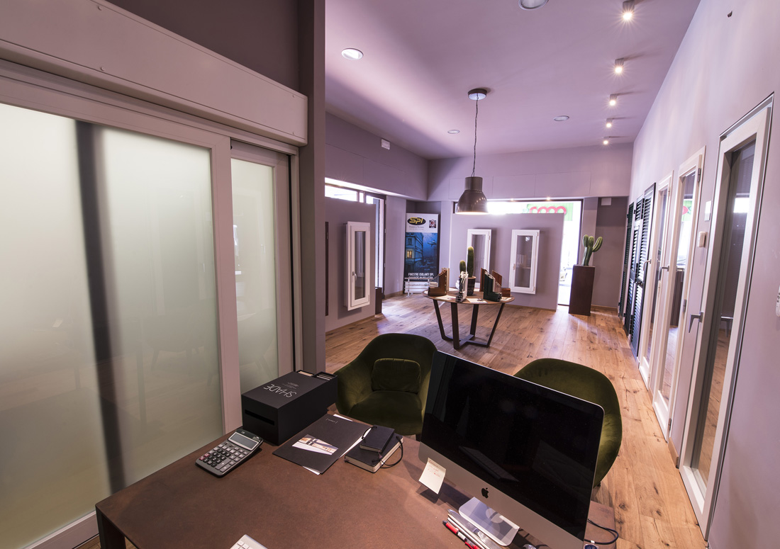 show-room_01 - B.O.Z. Serramenti